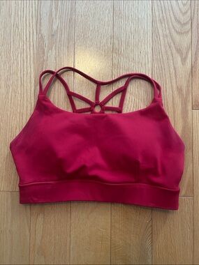 Sol & Mane Strappy Detailed Back Sports Bra